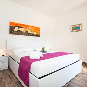  Bed & Breakfast Terre Di Gallura